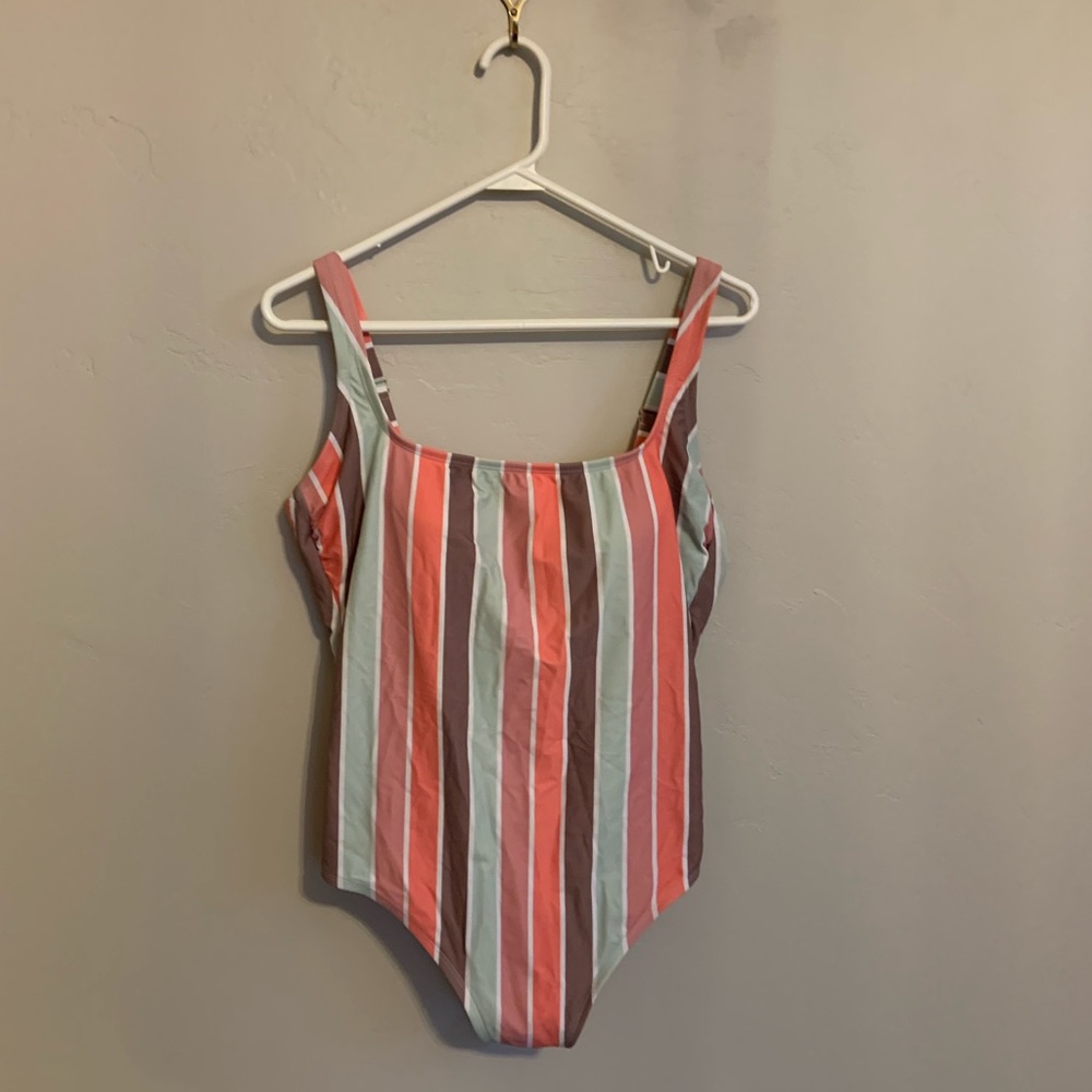 Striped Colorful One Piece Medium Coverage Scoop Neck Summer Swimsuit Kona Sol